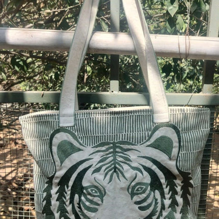 Julie Jungle Tiger Face