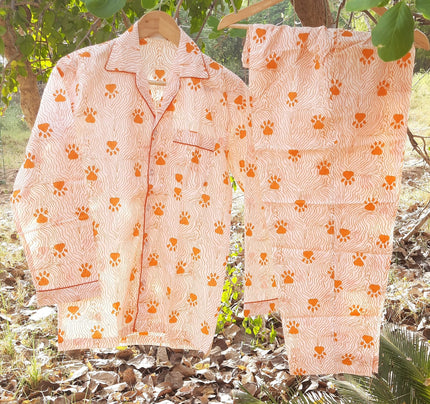 Tiger feet print night dress for women
