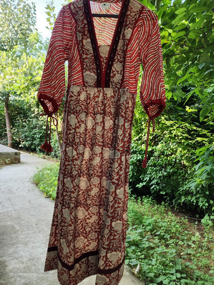 Moti Dress – Elegant & Stylish Women’s Dress with Embellishments