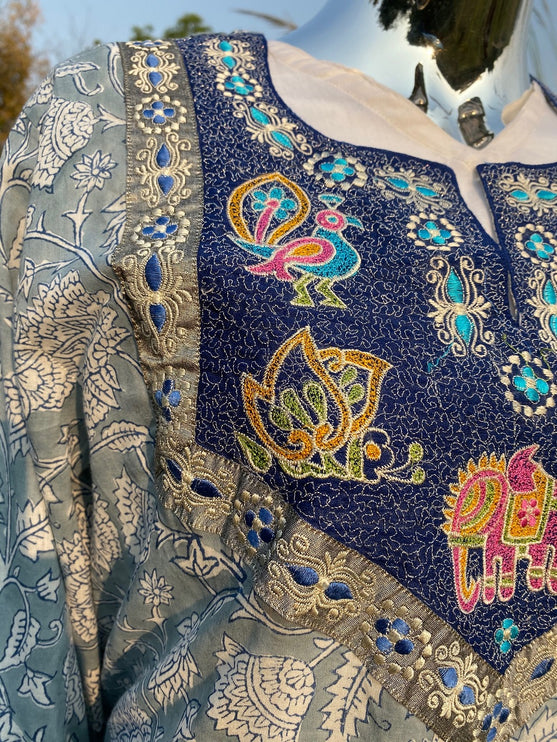 Vanya Kurta – Elegant & Comfortable Cotton Ethnic Wear for Women