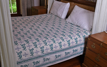 Khem Tigress Queen Size Bed Cover – Handcrafted Cotton Wildlife Print Bedding