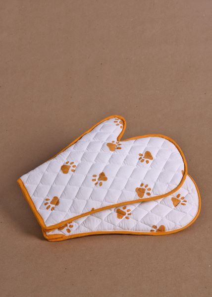 Kitchen Mittens – Handcrafted Cotton Heat-Resistant Oven Gloves
