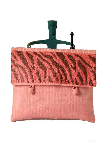 Honey  Purse – Stylish Embroidered Evening Bag for Women